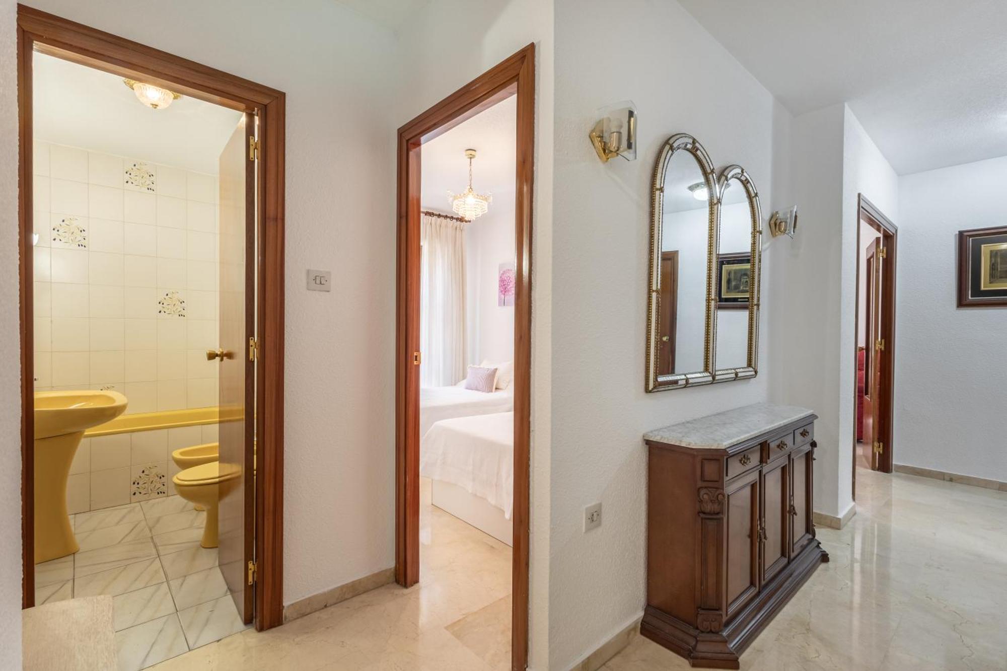 Dreaming Apartment Dona Luisa - Free Parking غرناطة المظهر الخارجي الصورة